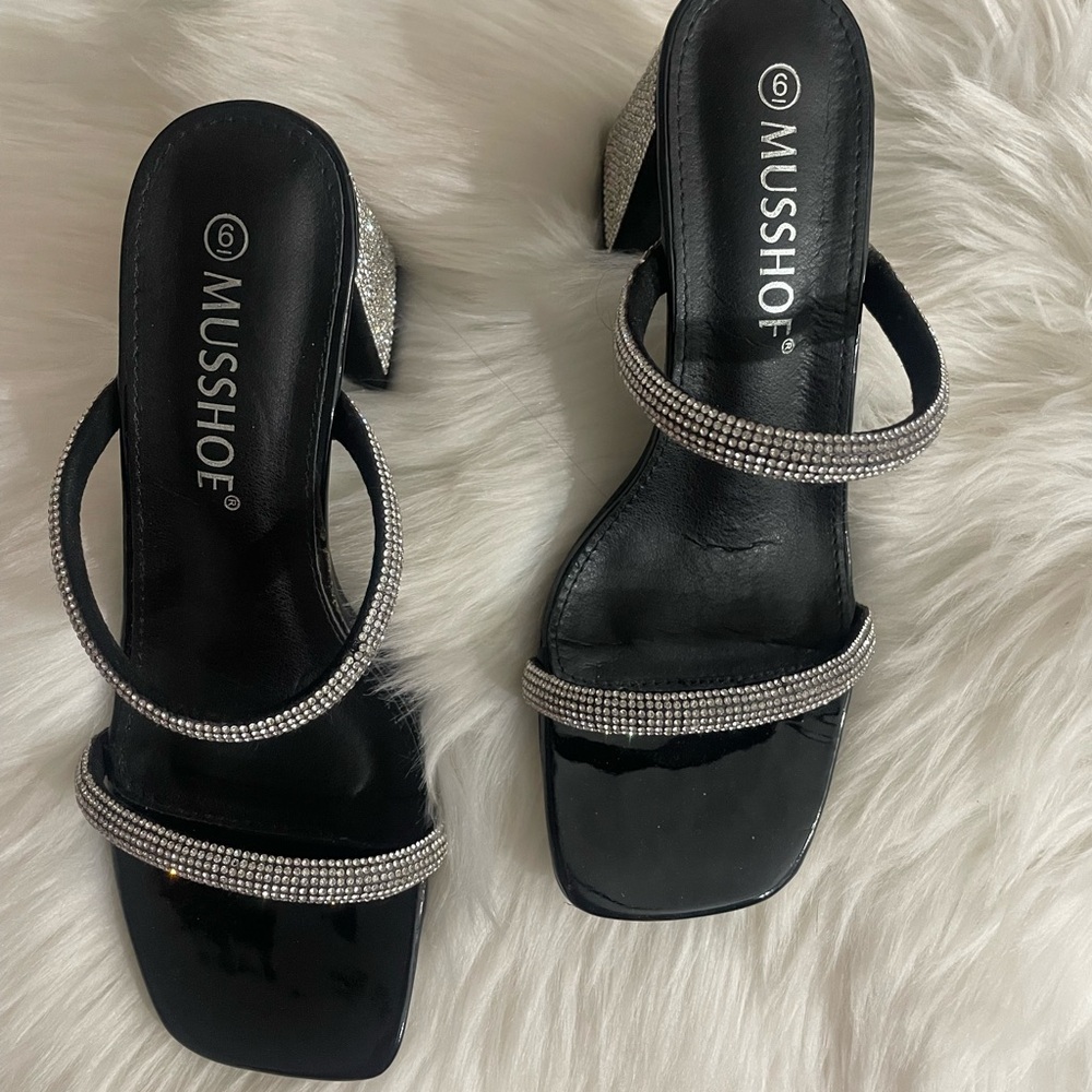 Black and Silver Women's Heeled Sandals